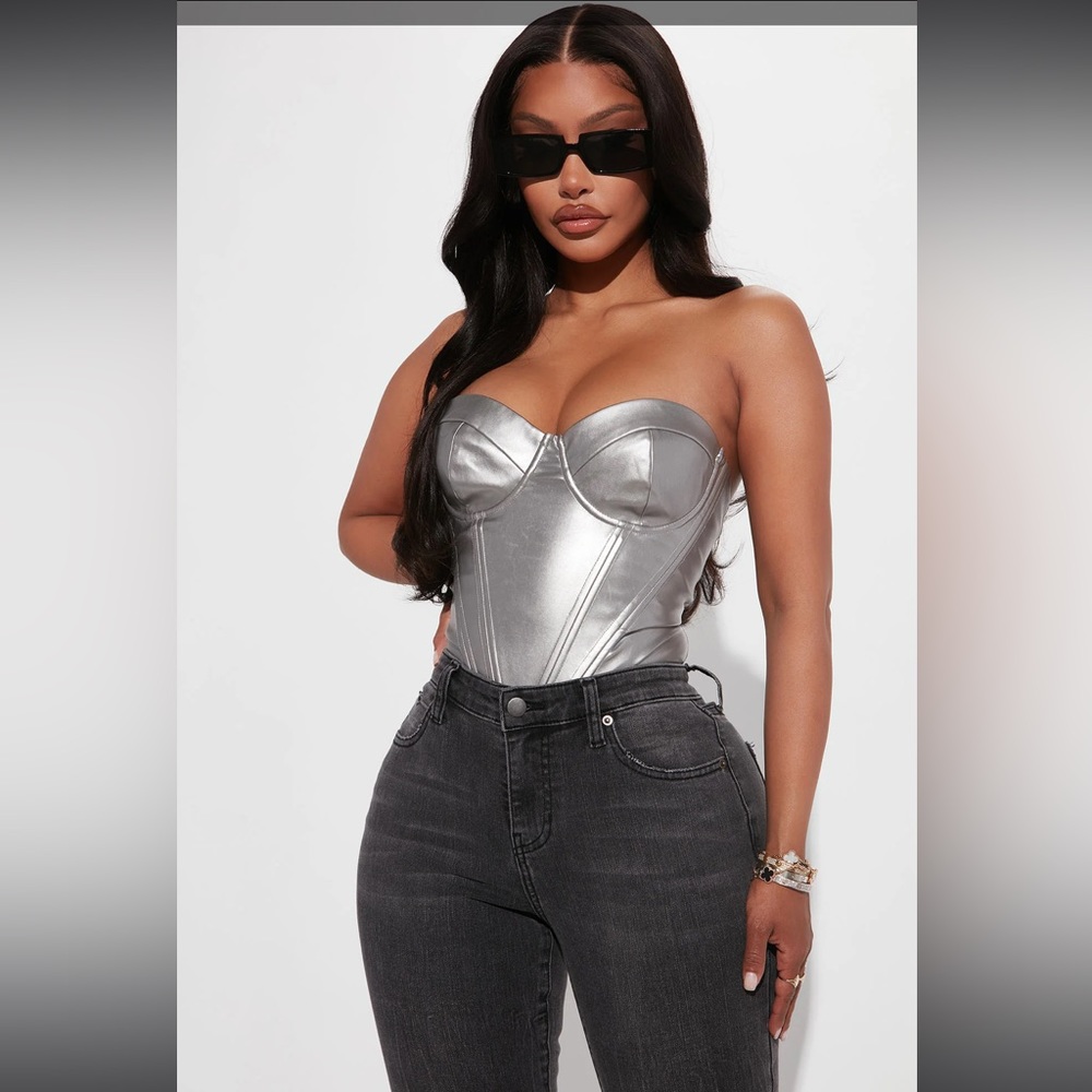 Valentina Metallic PU Corset Bodysuit - Silver. NWT Size Small - Picture 10 of 10